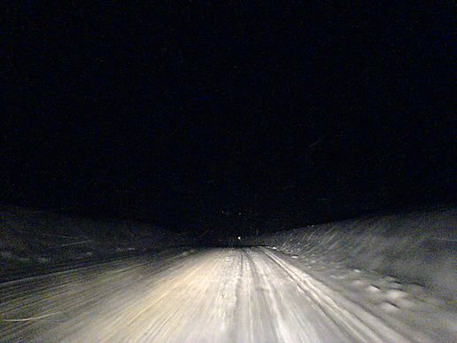 Scary-driving-in-the-snow-and-dark
